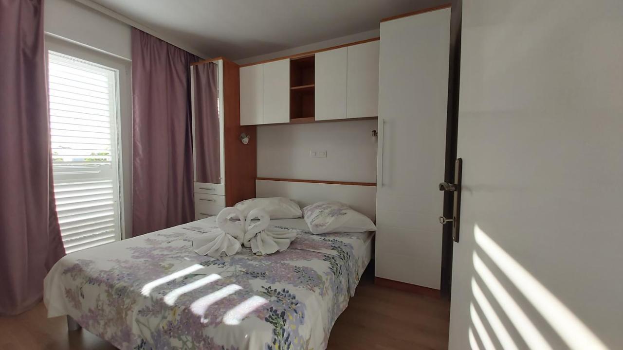 Apartments Druzianic Makarska Eksteriør billede